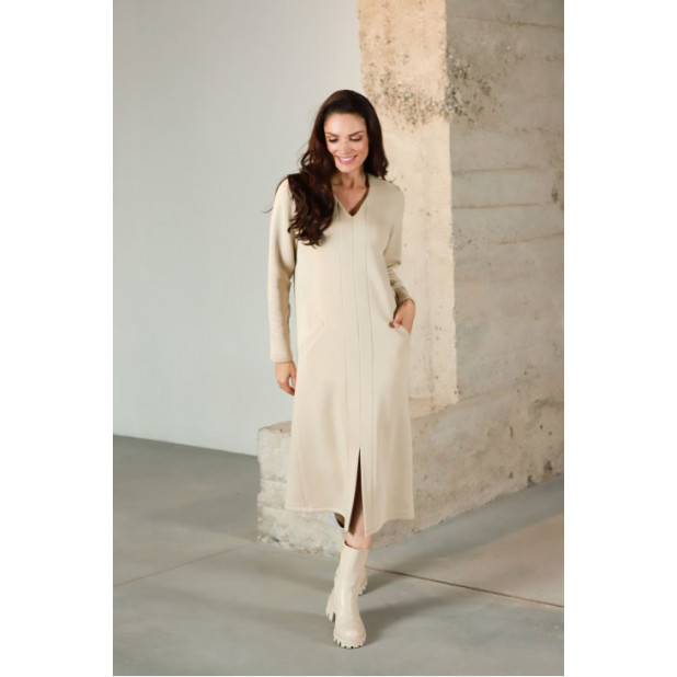 Smėlio spalvos suknelė...