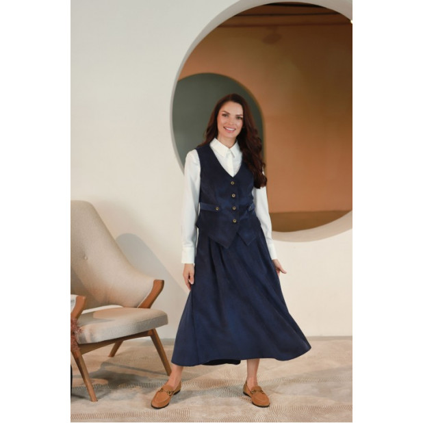 Tamsiai mėlynas ilgas...