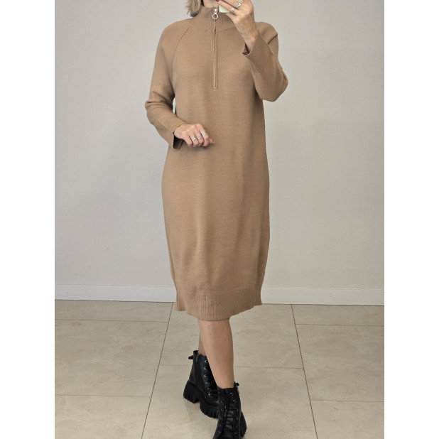 Cinamono spalvos suknelė...