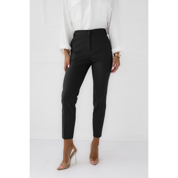 Juodos spalvos klasikinės...