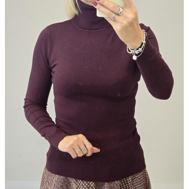 Burgundiškas golfas...