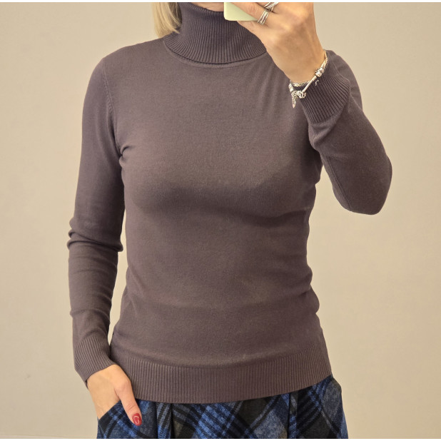 Grafito spalvos golfas...