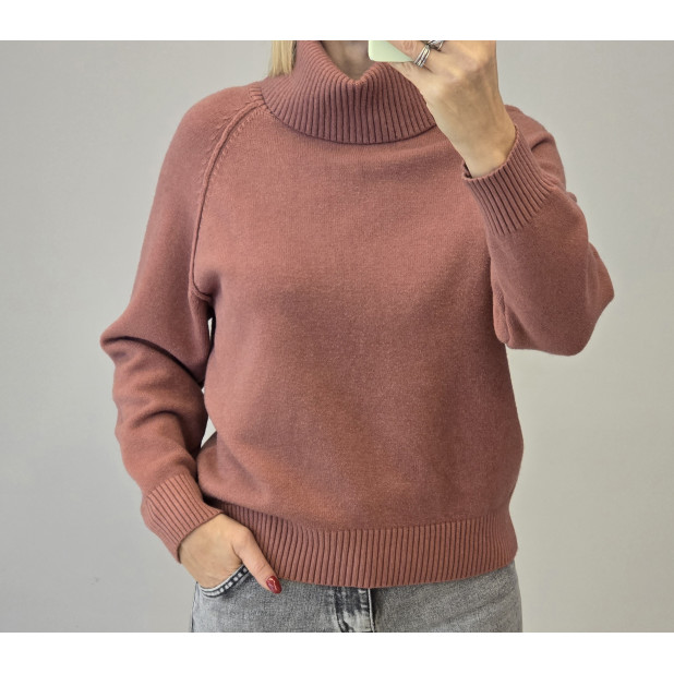 Kavos rožinis megztukas...