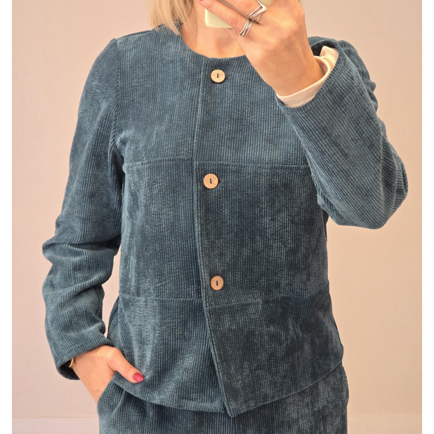 Turkio spalvos švarkelis...