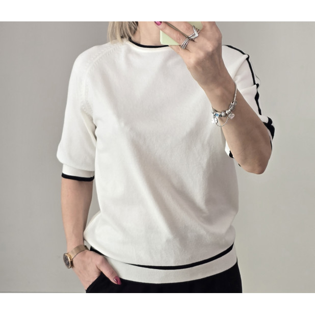 Kreminė palaidinė moterims...