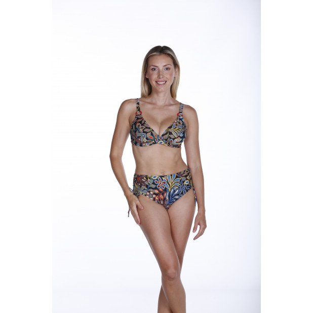 Dviejų dalių maudymosi...