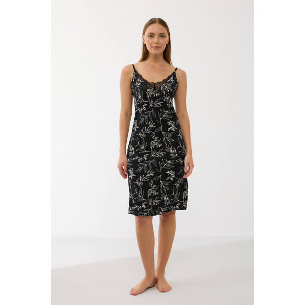 Naktinukai su petnešėlėmis...